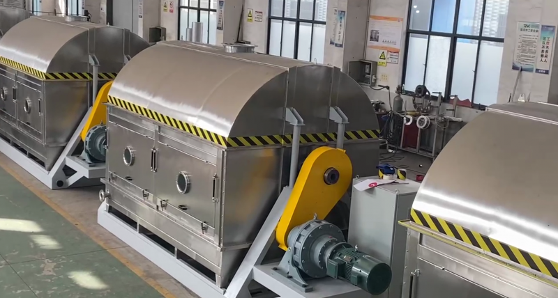 『潤凱干燥』伊朗某大型化工企業(yè)客戶定制的8臺滾筒刮板干燥機完工！